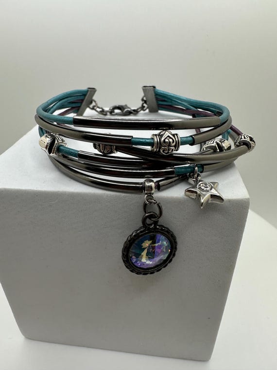 Elegant Swarovski Silver Charm Bracelet s-l400.jpg main image 2