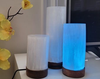 Selenite USB Lamp | Moroccan Selenite Crystals | Multi Color LEDs & USB plug | Automatically color change