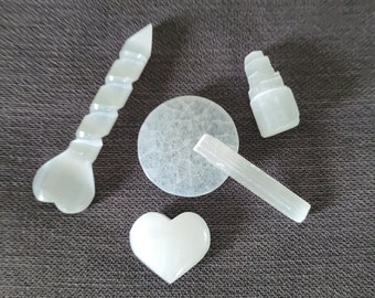 Selenite crystal Kit, Selenite Crystal Kit for gemstone cleansing, Natural Selenite from Morocco, Hand polished, Charging Bar, Heart Wand