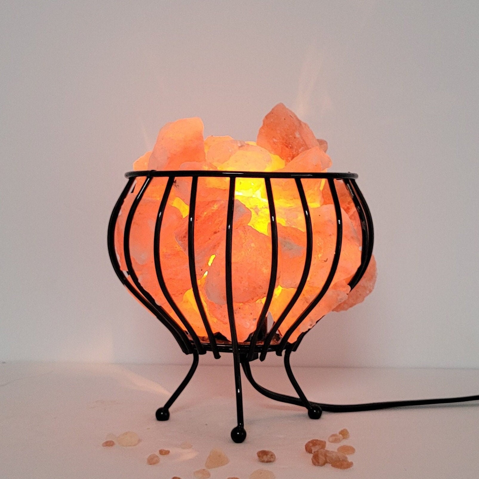Salt Lamp Feng Shui Basket : Wood Base Basket Himalayan Salt Lamp | Real Himalayan Salt chunks