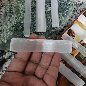 Selenite Wand 4 Inch | 9-10 cm Raw Wand | Moroccan Selenite Crystal Natural |  Recharge Crystals | Clarity Of Mind | Blocks Negative Energy