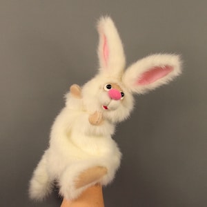 White hare hand puppet for home children&#39;s theater. Marionette rabbit. Bibabo. Stuffed animal hare. Plush puppet hare. Toy glove. Handpuppe.