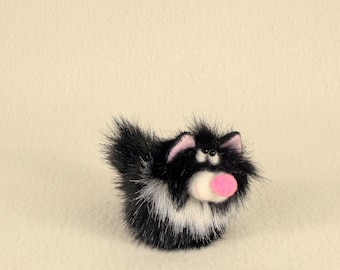 Pequeña marioneta de dedo de gato negro. Teatro de marionetas de dedo. Gatito negro de peluche. Pequeño animal de peluche. Juguete para gatos para los dedos. Pequeño gato de peluche.