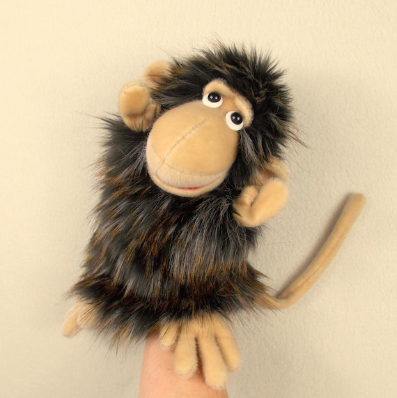 glove-puppet-stand - Picture to puppet