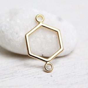 10 pieces - filigree hollow hexagon pendant - 19 mm x 12 mm - light gold