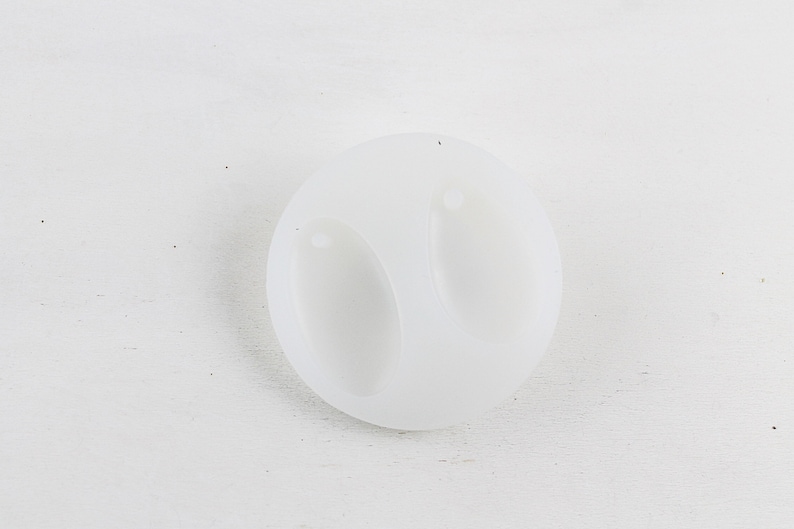 1 piece-Molded silicone for trailers