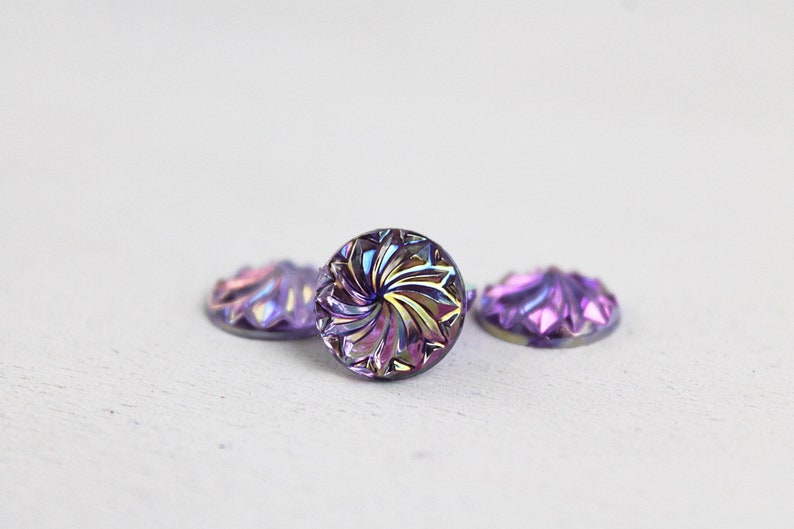 purple violet Shimmering cabochons 10 pieces 12 mm