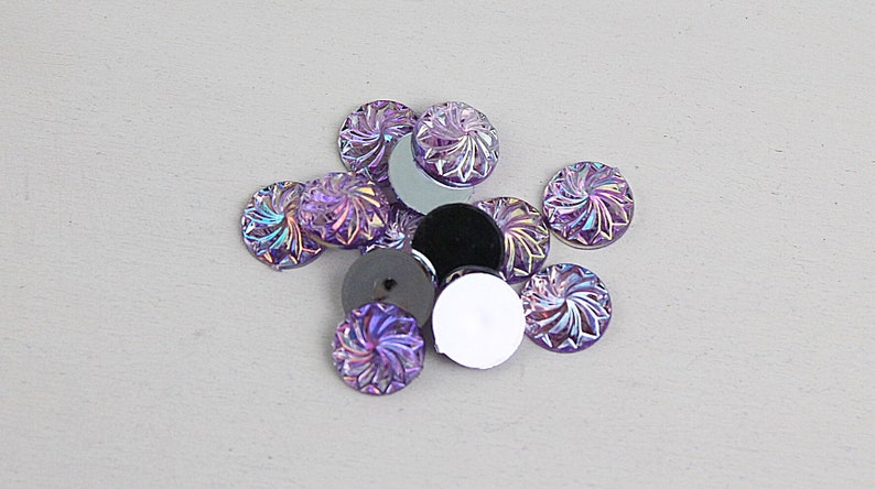 purple violet Shimmering cabochons 10 pieces 12 mm