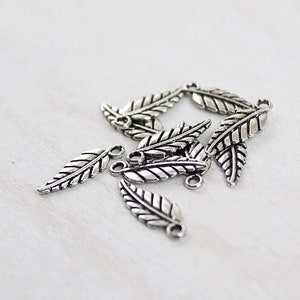 10 pieces leaf pendant silver image 3