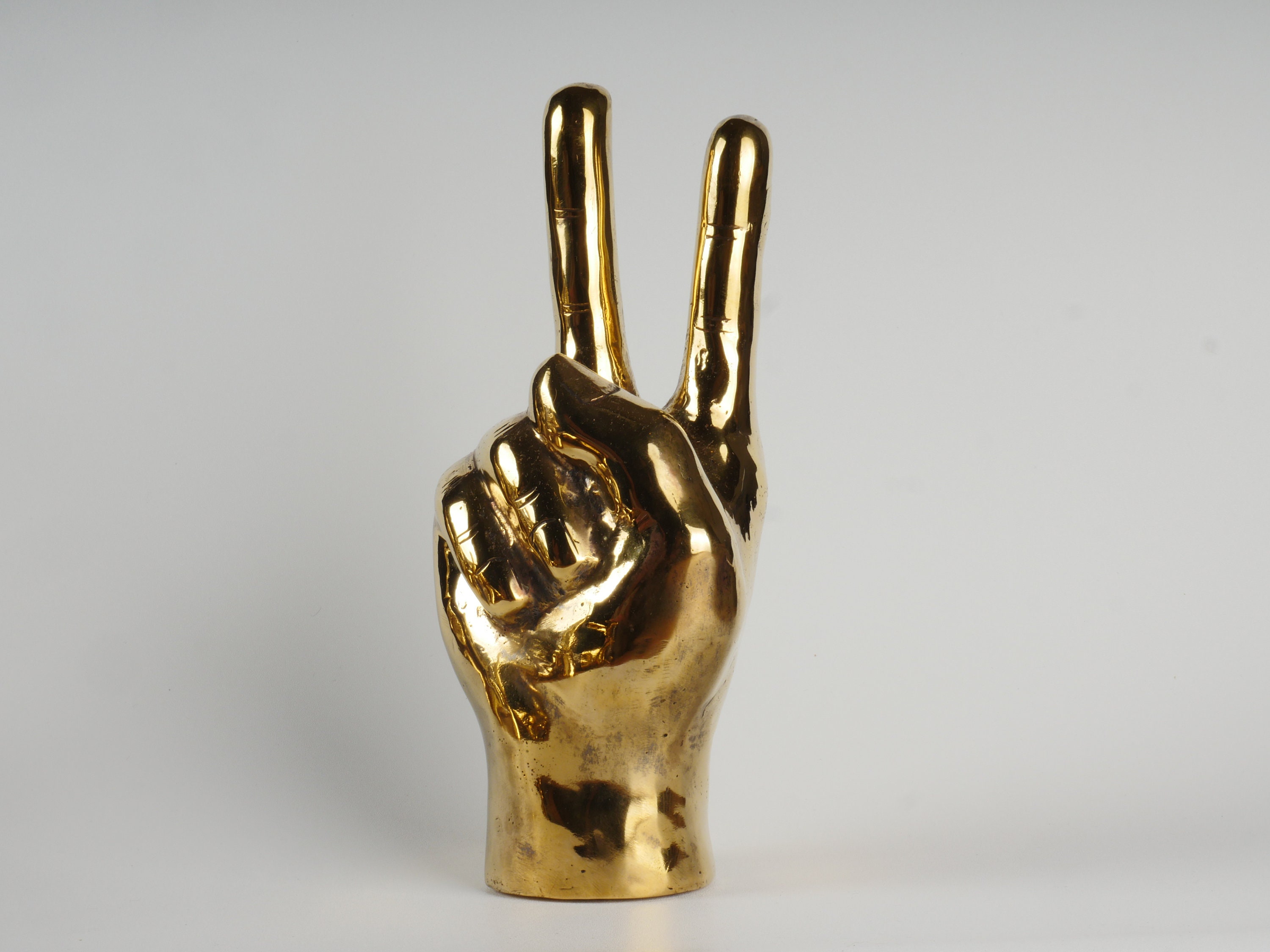 Peace Sign Statue - Etsy Norway