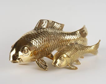 Elegant Brass Koi Fish Statue: Serene Feng Shui Decor