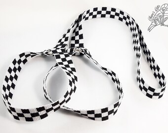 Skate Loops ~ Roller Skate Leash (Checkered)