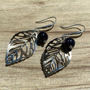 Versilberte filigrane Blatt Ohrringe mit blauem Sandstein, Blatt Ohrringe, Blauer Sandstein, filigrane Blatt Ohrringe, Sterling Silber Ohrringe