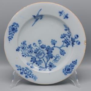 English Delft - Blue and white chinoiserie delftware plate - 18th century