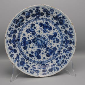 Delft &#39;parsley / mille fleurs&#39; dish - Pieter Kam 1700-1716