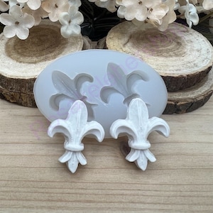 Fleur De Lis silicone Mold 2 cavities for Fondant-Resin-polymer Clay-Candy-chocolate-Jewelry-retro decor-flower-handcrafts-handmade molds.