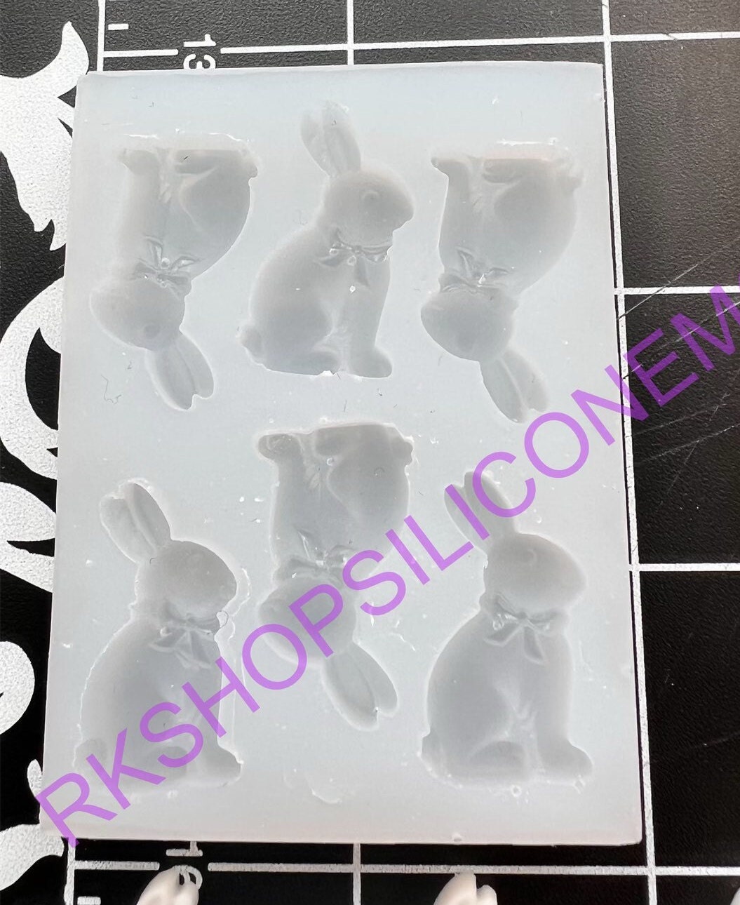 303Pcs Easter Lollipop Molds Silicone, Easter Egg Mould Cute Bunny Mold  Chocolate Hard Candy Sucker Mold Cake Pop Cookie Making Supplies with  Lollipop