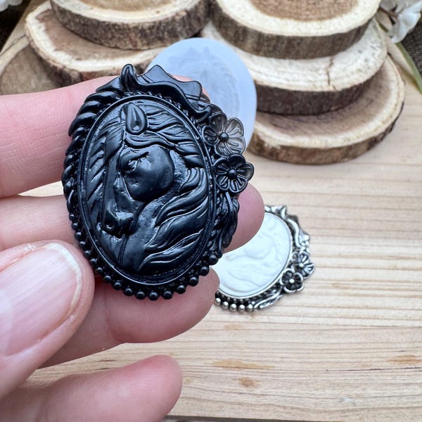 Moule en silicone fait main cheval camée-poney-animaux sauvages #2 pour la fabrication de bijoux en fondant-résine-artisanat-argile-bonbons-chocolat-cire-plâtre-pendentif.