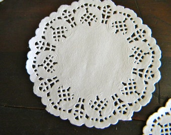 Doilies Round Shaped Lace Dollies 4.5 Inch White Set of 60