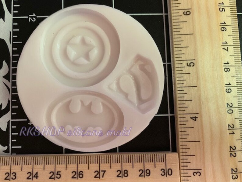 Super Hero mark silicone mold Kids-boys-girls-fondant-Clay-Resin-Candy-crafts-Jewelry....
