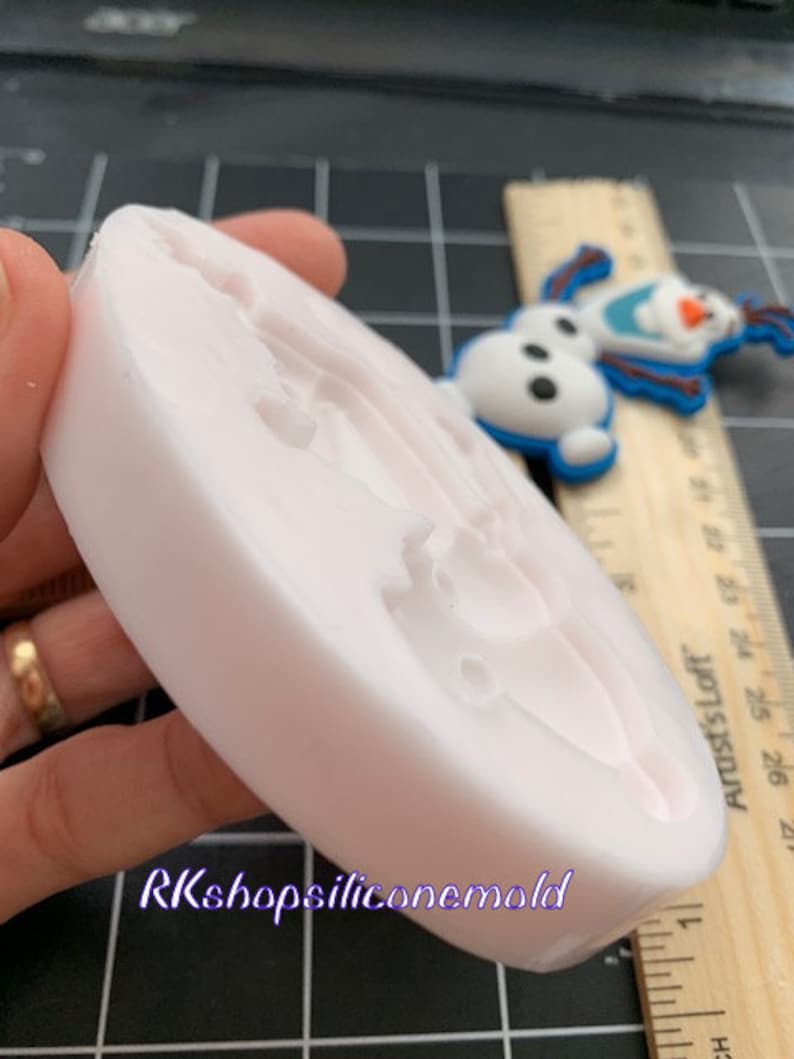 Large Cartoon Snowman inspired silicone mold Kids-Boys-Girls-Fondant-Resin-Gumpaste-Clay-Candy-Jewelry-Crafts