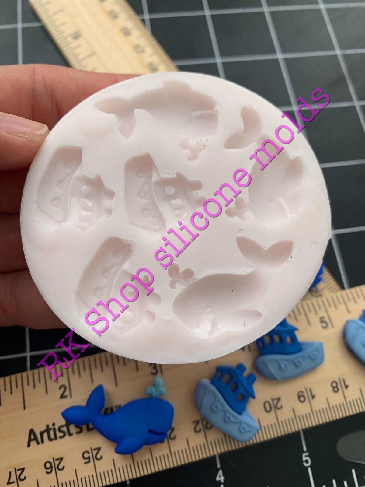  Soap Molds Silicone Shapes, Purple 4 Cavities Silicone  Massage Soap Molds, 3D Hair Comb Ice Mold, Unique Hair Brush Molds Silicone  For DIY Hair Masks Salon Spa
