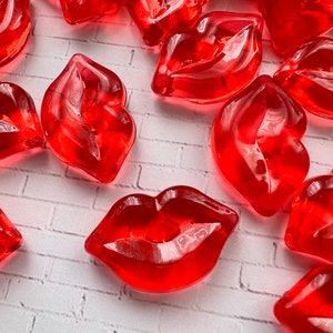 HOT RED clear lips Cabochon for Cellphones-Embellishment-handcrafts-Valentines Day-hot kisses-handmade lips-lips Beads.