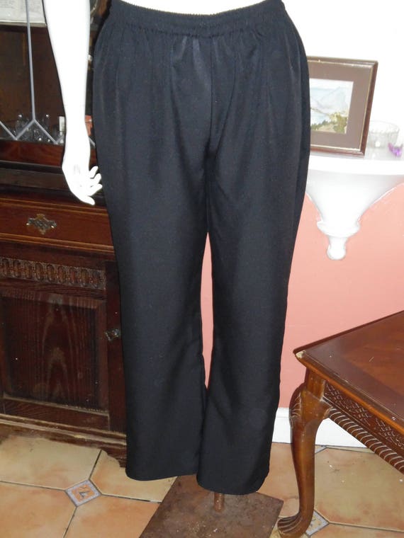 size 22 black trousers