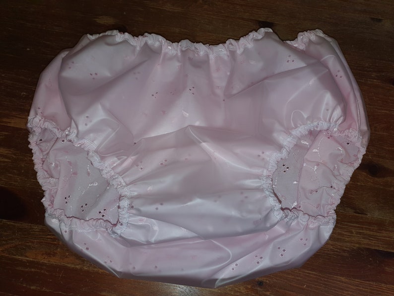 50/52 Hip Pink Broderie Anglaise covered Clear Plastic waterproof Pants FREE Delivery image 3