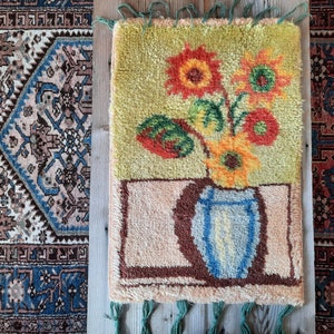 Small vintage latch hook wall tapestry with sunflower design, Bohemian hand made wall hanging rug with still life decor, textile wall art