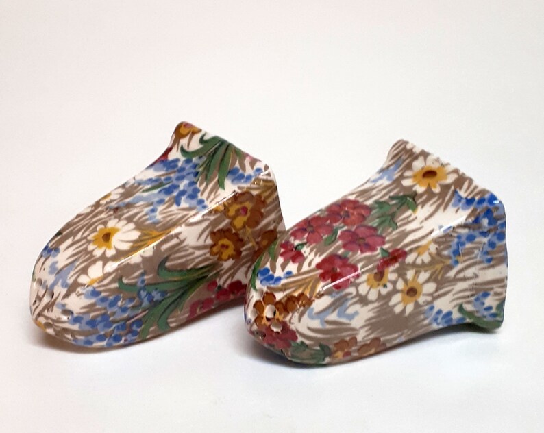 Vintage Royal Winton Chintz Marguerite Shakers