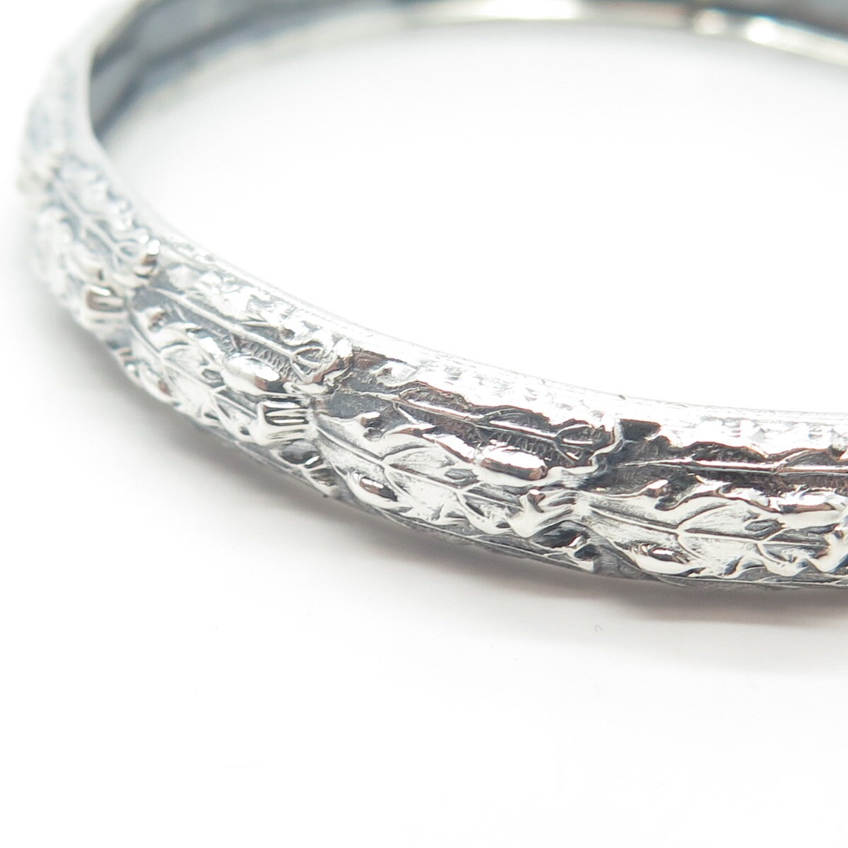 カラテ vintage jewelry silver925 bangle Vintage Japan 925 Sterling Silver Etched Pattern Hinged