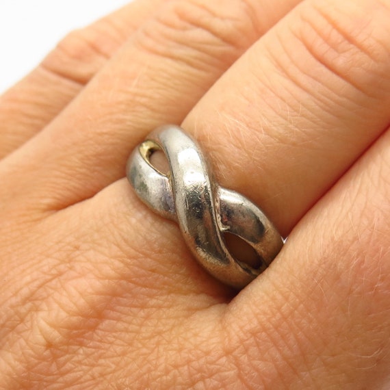 925 Sterling Silver Infinity Design Ring Size 9 - image 1
