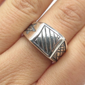 925 Sterling Silver Vintage Etched Striped Ring Size 7.75