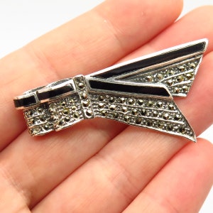 925 Sterling Vintage Black Onyx and Marcasite Gem Ribbon Pin Brooch / Pendant