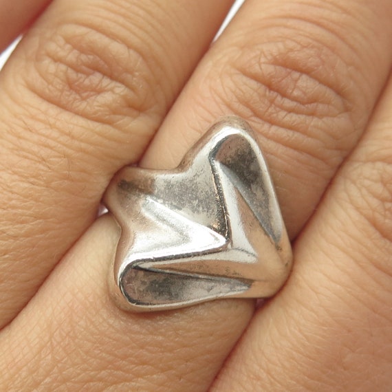 Silver Shark Tooth Pendant Gem