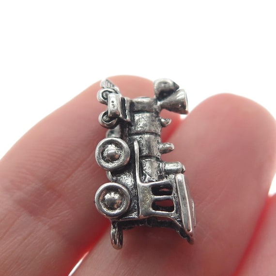 925 Sterling Silver Vintage Steam Train 3D Oxidized Pendant View 2