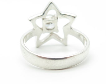 925 Sterling Silver Vintage Single-cut Round Shaped C Z Star