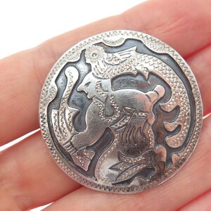 900 Silver Vintage Guatemala Tribal Hunter Oxidized Round Pin Brooch