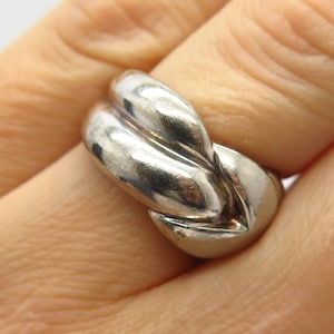 925 Sterling Silver Italy Knot Design Ring Size 6.5