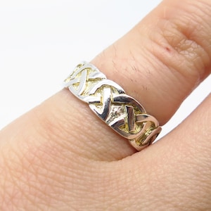 925 Sterling Silver Vintage Celtic Band Ring Size 4.5