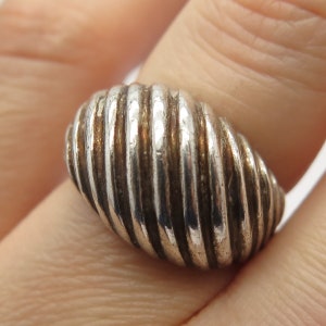 925 Sterling Silver Vintage Ribbed Domed Ring Size 6.5