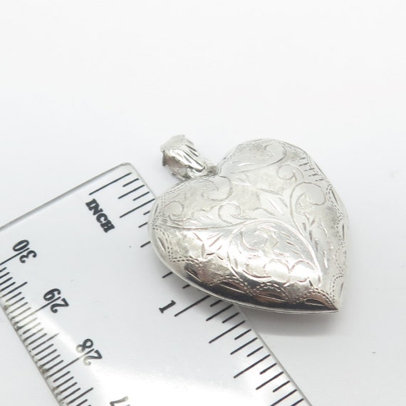 925 Sterling Silver Vintage Etched Heart Locket 3… - image 4