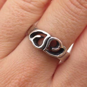 925 Sterling Silver Vintage Modernist Couple Heart Oxidized Ring Size 8.5