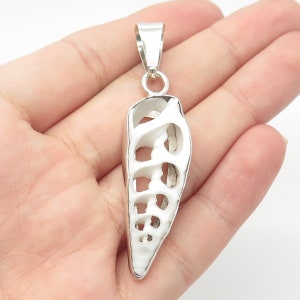 925 Sterling Silver Vintage White Ceramic Amulet Pendant