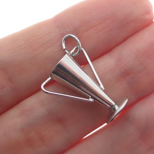 WELLS 925 Sterling Silver Antique Trophy Cup Award Minimalist 3D Charm Pendant