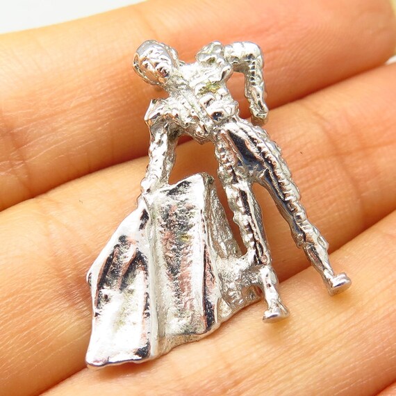Solid 925 Sterling Silver Polished /& Textured Crocodile Pendant