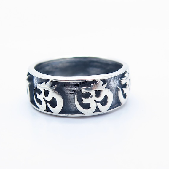 925 Sterling Silver Vintage Om Mantra Band Ring S… - image 4