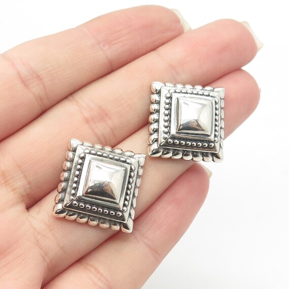 925 Sterling Silver Vintage Pyramid Granulated Ear