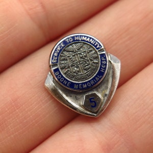 925 Sterling Vintage Enamel &quot;Service To Humanity Boone Memorial Hosp&quot; Pin Brooch